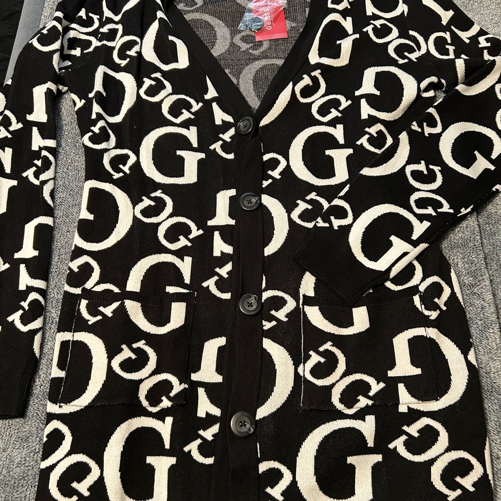 Black and White Guess Logo Cardigan